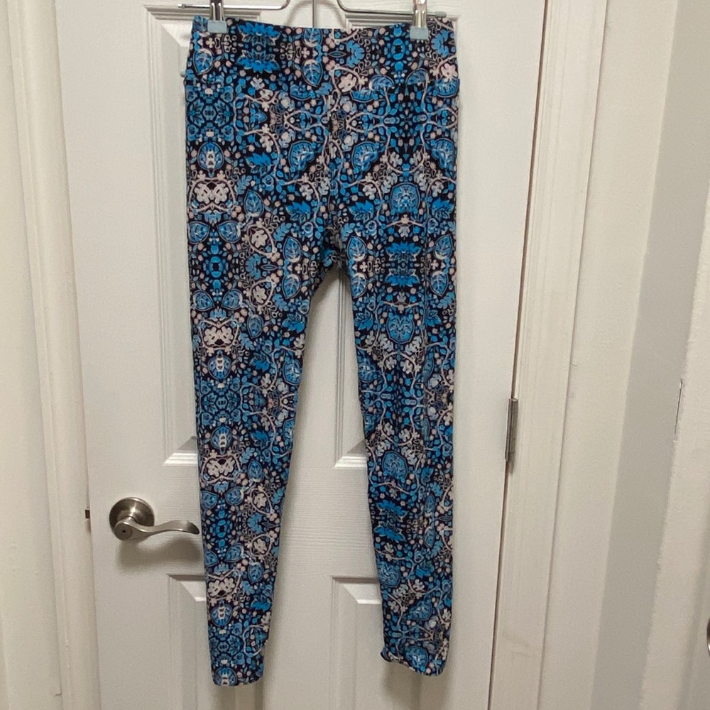 Beautiful and Unique LulaRoe Leggings